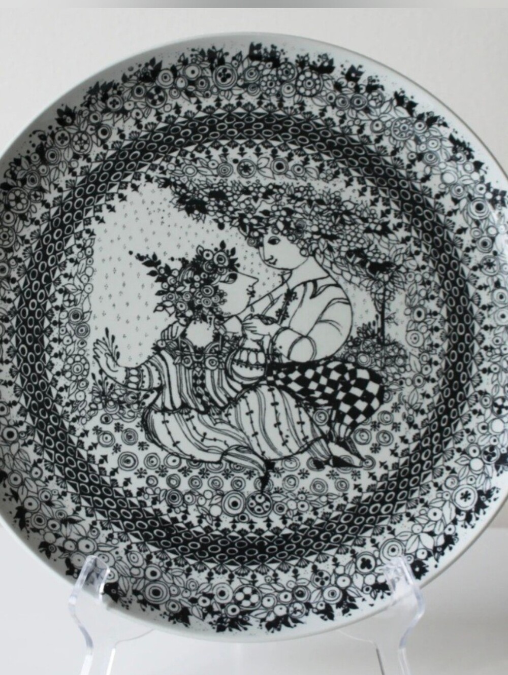 Bjorn Wiinblad 'The Seasons Spring' plate from 1970's (900 g. / Ø 36 cm.) Nymoll